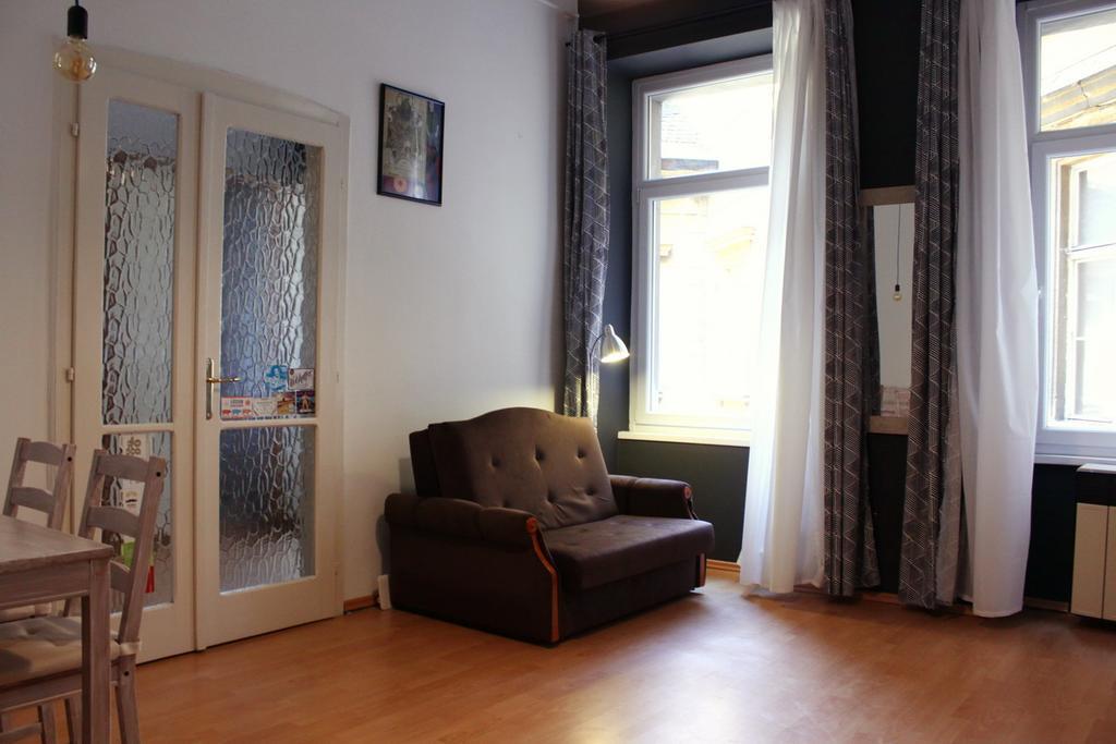 Bpm-Comfy Stay Bajcsy Budapeste Exterior foto